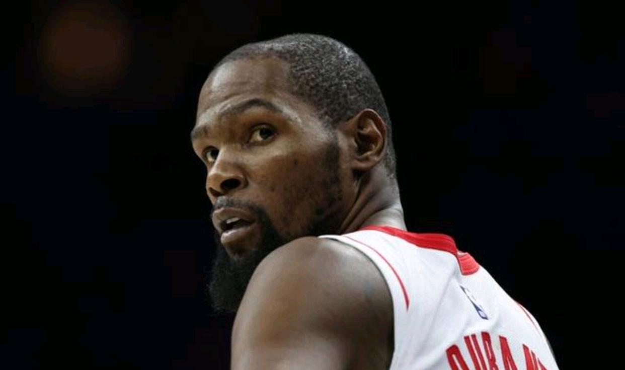 体育赛事-杜兰特32分7板3助 火箭111-104终结活塞4连胜 杜伦18分7板